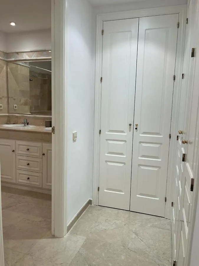 New Refurnished Apartment Elviria Hills Μαρμπέλλα